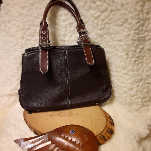 Dooney & Bourke Handbags - Dooney and Bourke Vintage Bag